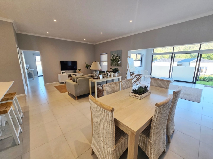 2 Bedroom Property for Sale in Sedgefield Rural Western Cape